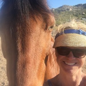 Meet your Posher, Sandra